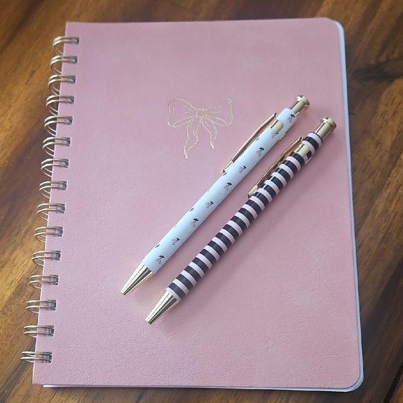 Saks Fifth Ave. Pink Notebook  with 2 Pens. Plus Love You Gift BAG. - Picture 2 of 7